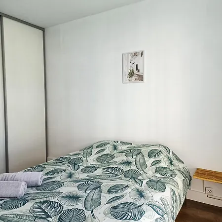 Proche Centre / 3 *